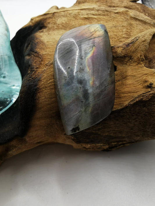 Labradorite Palm Stone G