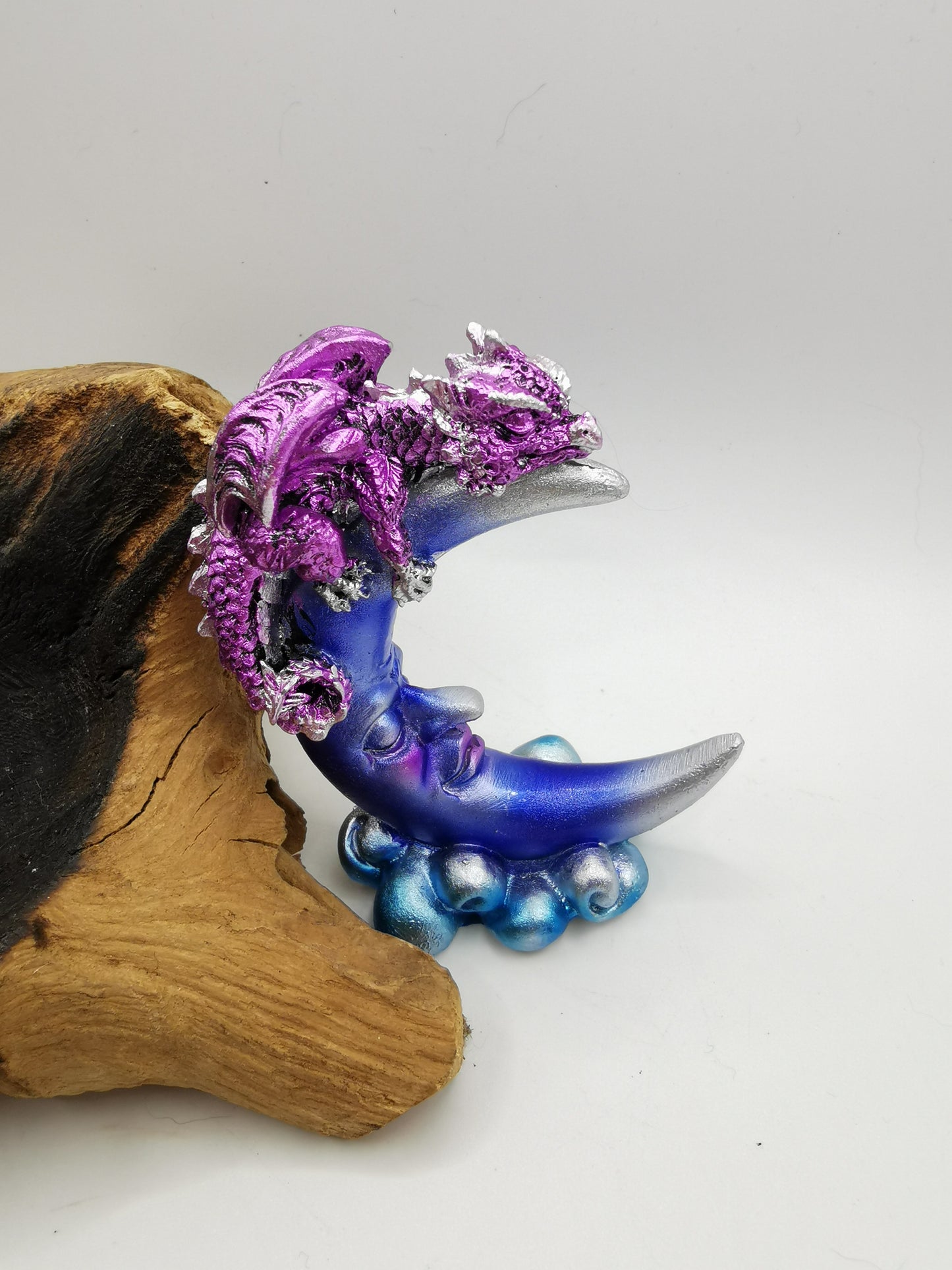 Dragon on Moon