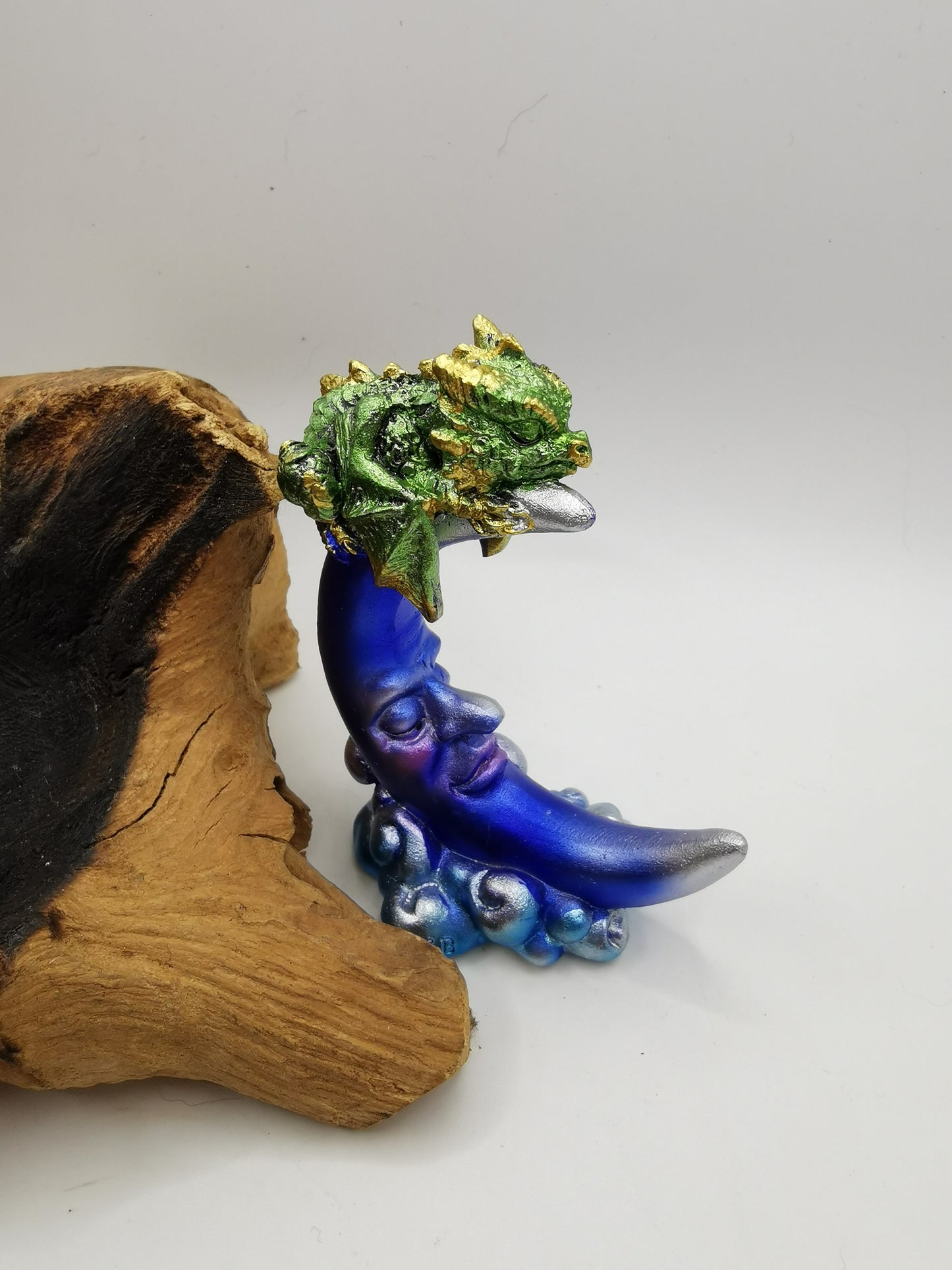 Dragon on Moon