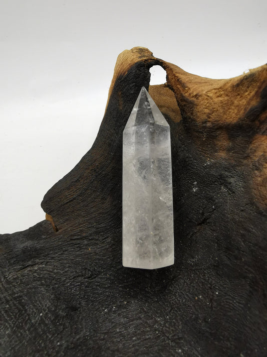 Clear Quartz Point M