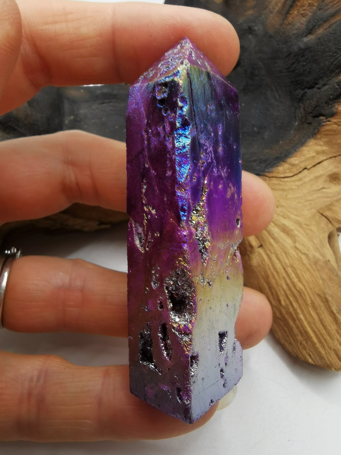 Aura Quartz Point B