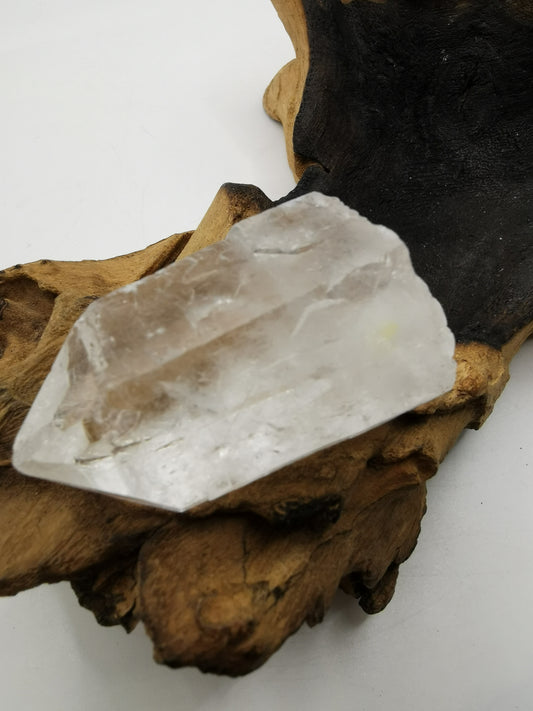 Clear Quartz Point O